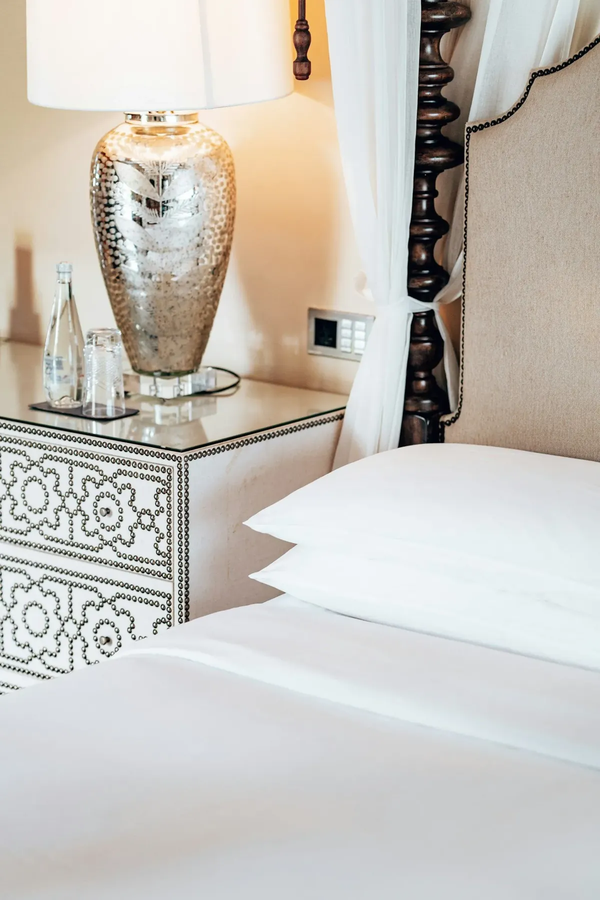 Chambre haut de gamme pr&eacute;par&eacute;e avant l'arriv&eacute;e